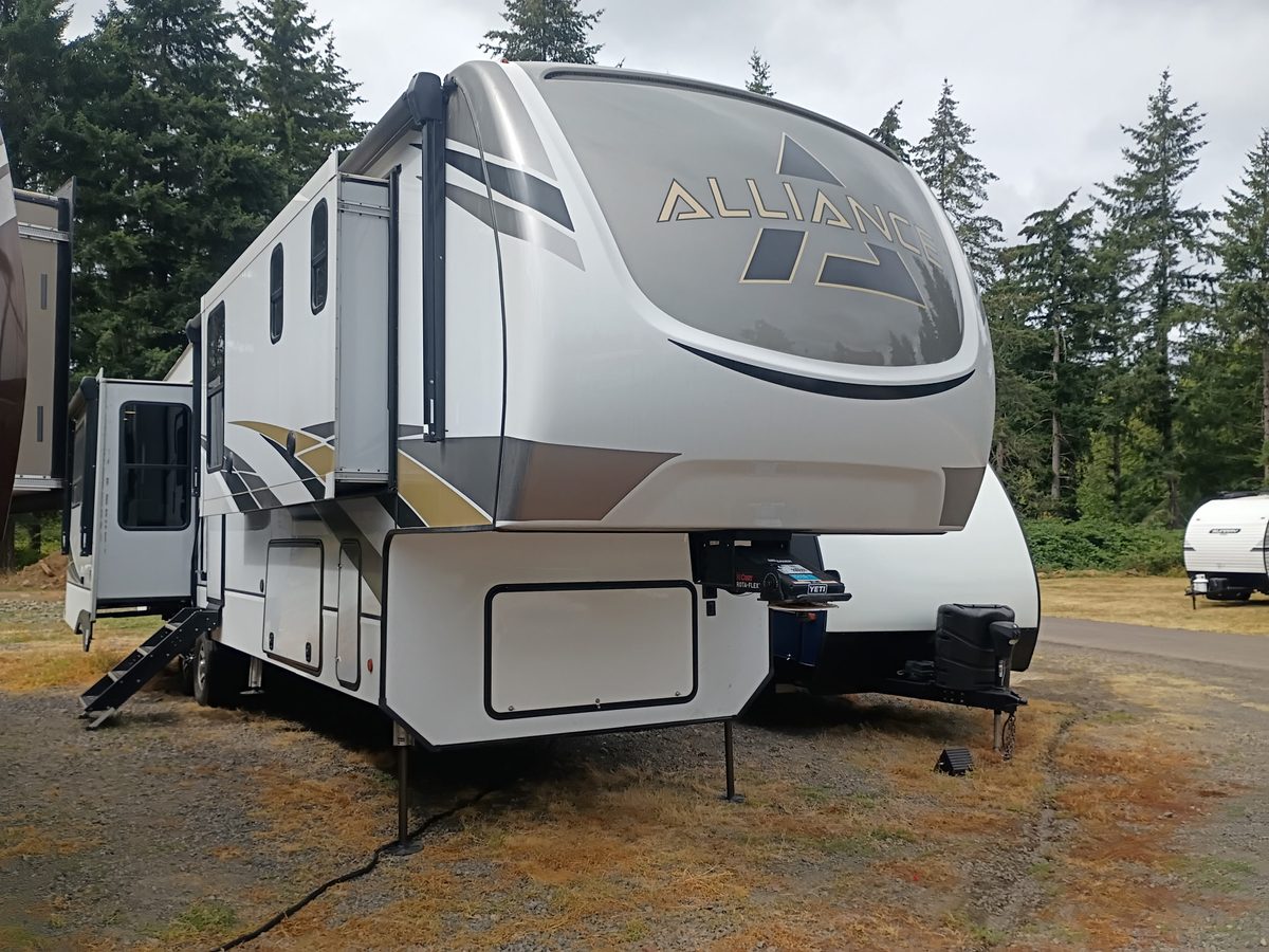2022 Alliance Paradigm 370FB