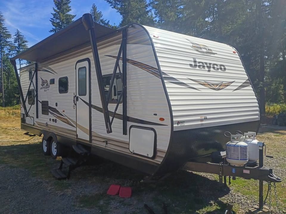 2019 Jayco Jayflight featured photo